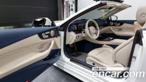 Mercedes-Benz E-Class E220d Cabriolet 2020 года из Южной Кореи