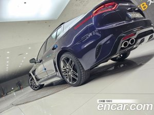 Kia Stinger 3.3 Turbo AWD 2020 года из Южной Кореи