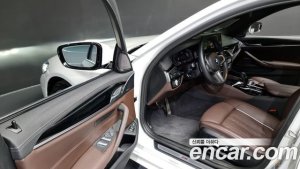 BMW 5-Series 530e M Sport 2021 года из Южной Кореи