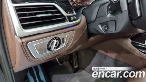 BMW 7-Series 740i M Sport 2020 года из Южной Кореи
