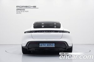 Porsche Taycan 4S 2021 года из Южной Кореи