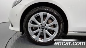 Mercedes-Benz E-Class E300 4MATIC Exclusive 2020 года из Южной Кореи
