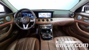 Mercedes-Benz E-Class E300 4MATIC Exclusive 2020 года из Южной Кореи