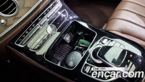 Mercedes-Benz E-Class E300 4MATIC Exclusive 2020 года из Южной Кореи