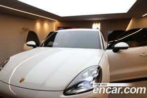 Porsche Cayenne 3.0 2020 года из Южной Кореи