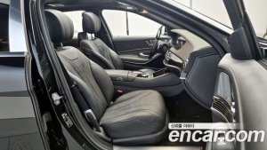 Mercedes-Benz S-Class Maybach S560 4MATIC 2020 года из Южной Кореи