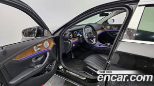 Mercedes-Benz E-Class E300e 4MATIC Exclusive 2020 года из Южной Кореи