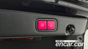 Mercedes-Benz E-Class E300e 4MATIC Exclusive 2020 года из Южной Кореи