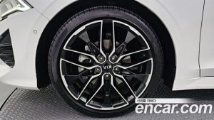 Kia K5 1.6 Turbo 2020 года из Южной Кореи