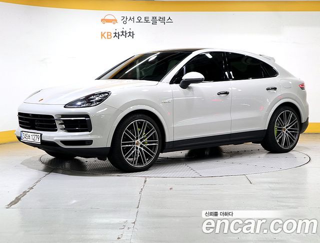 Porsche Cayenne 3.0 E-하이브리드 Coupe 2020 года из Кореи