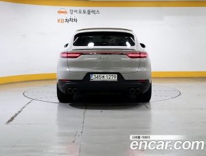 Porsche Cayenne 3.0 E-하이브리드 Coupe 2020 года из Южной Кореи
