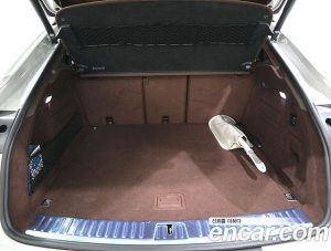 Porsche Cayenne 3.0 E-하이브리드 Coupe 2020 года из Южной Кореи