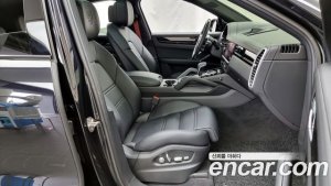 Porsche Cayenne 3.0 Coupe 2021 года из Южной Кореи