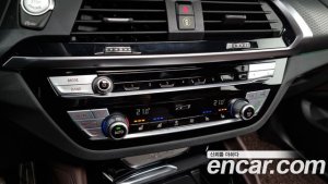 BMW X4 xDrive20i M Sport X 2021 года из Южной Кореи