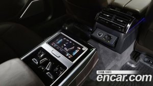 Audi S8 4.0 TFSI 4WD LWB 2021 года из Южной Кореи