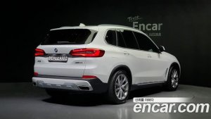 BMW X5 xDrive 30d xLine 2021 года из Южной Кореи