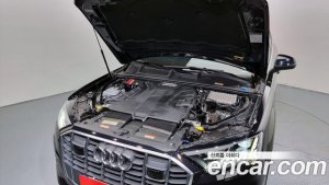 Audi Q7 45 TDI 4WD 2020 года из Южной Кореи