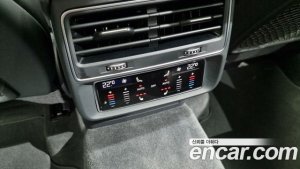 Audi Q7 45 TDI 4WD 2020 года из Южной Кореи