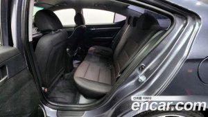 Hyundai AVANTE 1.6 2020 года из Южной Кореи