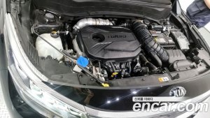 Kia Seltos Бензин 1.6 Turbo 2WD 2020 года из Южной Кореи