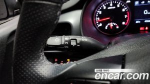 Kia Stonic 1.4 2020 года из Южной Кореи