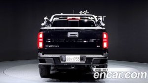 ChevroletGMDaewoo Colorado 3.6 Z71-X Midnight 4WD 2021 года из Южной Кореи