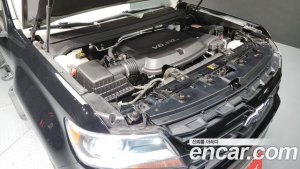 ChevroletGMDaewoo Colorado 3.6 Z71-X Midnight 4WD 2021 года из Южной Кореи