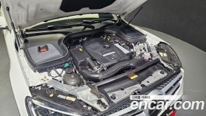Mercedes-Benz GLC-Class GLC300e 4MATIC 2021 года из Южной Кореи