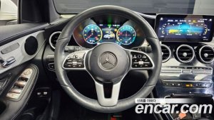 Mercedes-Benz GLC-Class GLC300e 4MATIC 2021 года из Южной Кореи
