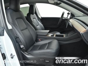 Tesla Model Y LONG RANGE 2021 года из Южной Кореи