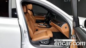 BMW 7-Series 730Ld xDrive Design Pure Excellence 2020 года из Южной Кореи