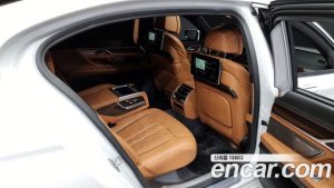 BMW 7-Series 730Ld xDrive Design Pure Excellence 2020 года из Южной Кореи
