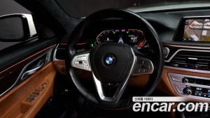 BMW 7-Series 730Ld xDrive Design Pure Excellence 2020 года из Южной Кореи
