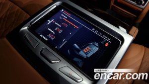BMW 7-Series 730Ld xDrive Design Pure Excellence 2020 года из Южной Кореи