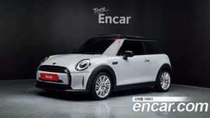 Mini Cooper CLASSIC Plus COMFORT PACK 2022 года из Южной Кореи
