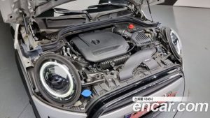 Mini Cooper CLASSIC Plus COMFORT PACK 2022 года из Южной Кореи