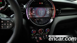 Mini Cooper CLASSIC Plus COMFORT PACK 2022 года из Южной Кореи