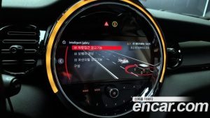 Mini Cooper CLASSIC Plus COMFORT PACK 2022 года из Южной Кореи