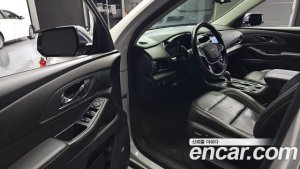 ChevroletGMDaewoo Traverse 3.6 AWD Premium 2020 года из Южной Кореи