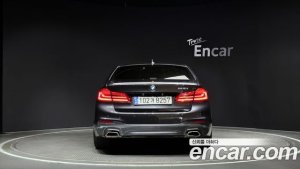 BMW 5-Series 520i M Sport 2020 года из Южной Кореи