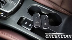 Kia Seltos Бензин 1.6 Turbo 2WD 2021 года из Южной Кореи