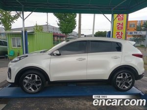 Kia Sportage Дизель 2.0 2WD 2020 года из Южной Кореи