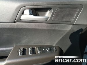 Kia Sportage Дизель 2.0 2WD 2020 года из Южной Кореи