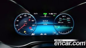 Mercedes-Benz GLC-Class GLC300e 4MATIC 2021 года из Южной Кореи