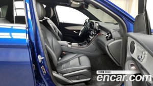 Mercedes-Benz GLC-Class GLC300e 4MATIC 2021 года из Южной Кореи