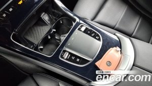 Mercedes-Benz GLC-Class GLC300e 4MATIC 2021 года из Южной Кореи
