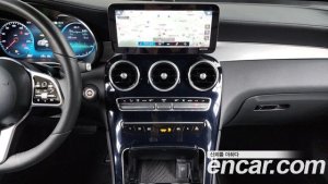 Mercedes-Benz GLC-Class GLC300e 4MATIC 2021 года из Южной Кореи