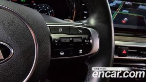 Kia K5 2.0 2021 года из Южной Кореи