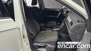 Volkswagen T-Roc 2.0 TDI Style 2021 года из Южной Кореи