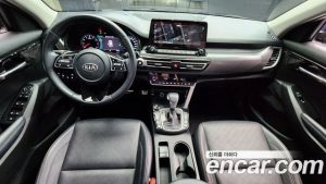 Kia Seltos Бензин 1.6 Turbo 2WD 2020 года из Южной Кореи